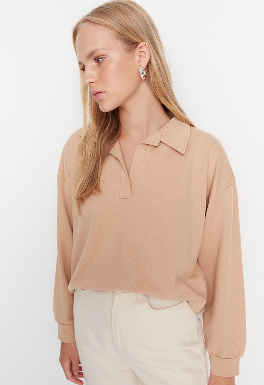 Trendyol - V-neck sweatshirt - beige