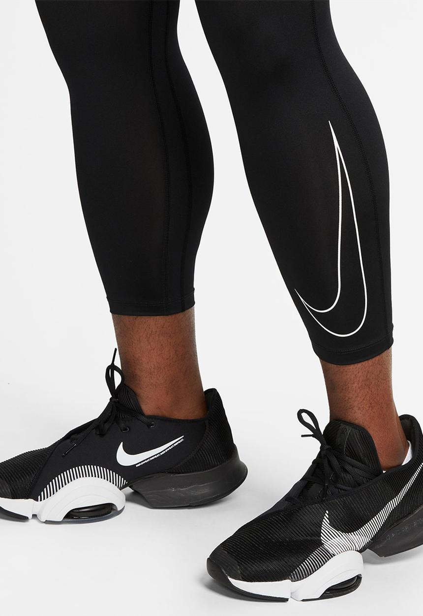 Nike - Nike Pro Dri-FIT  3/4 Tights. black/white