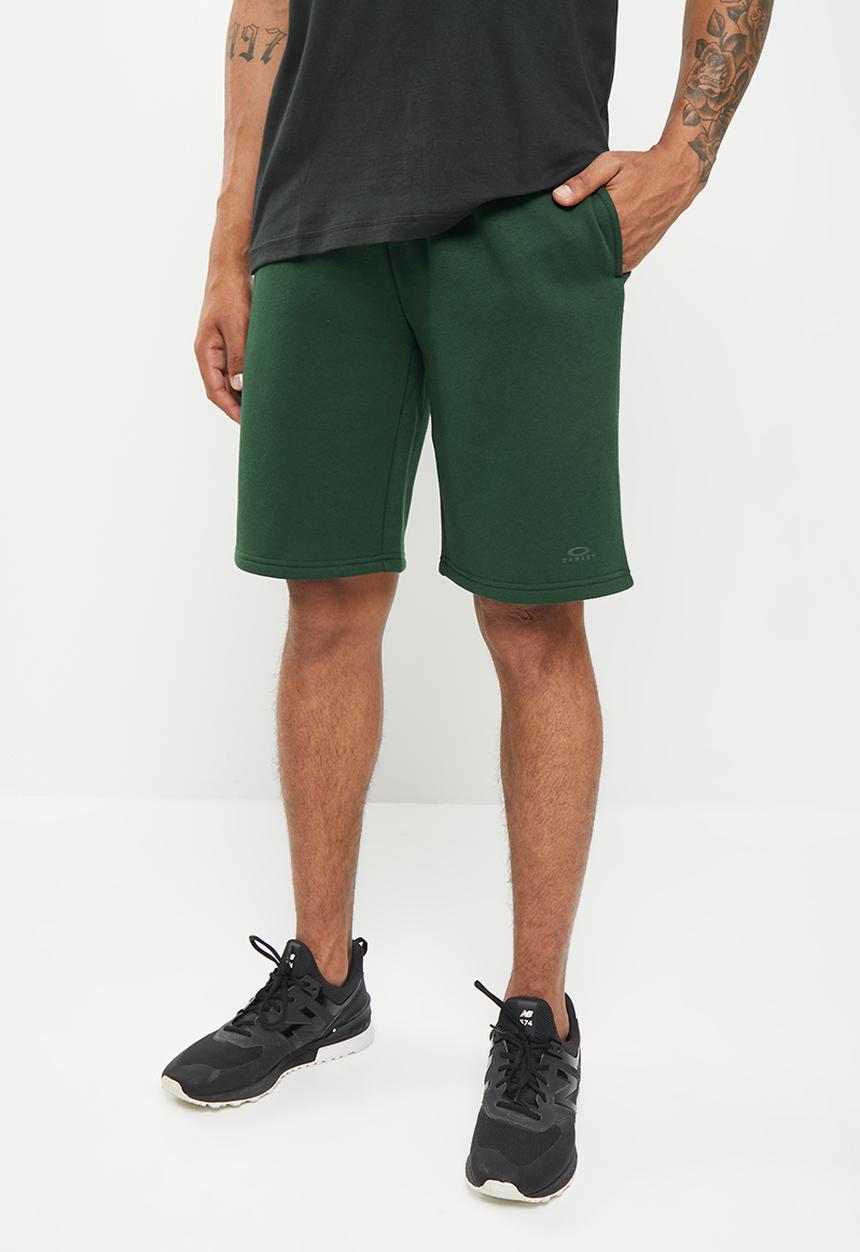 Oakley - Relax short - hunter green