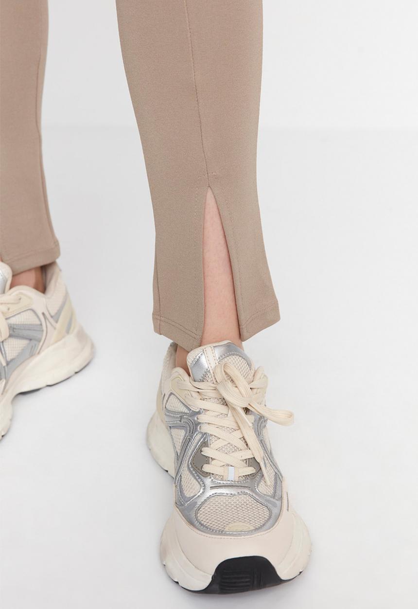 Trendyol - Slit detail knit trousers - mink