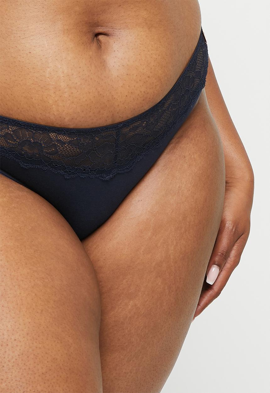 DORINA - Plus noemie brief - ink