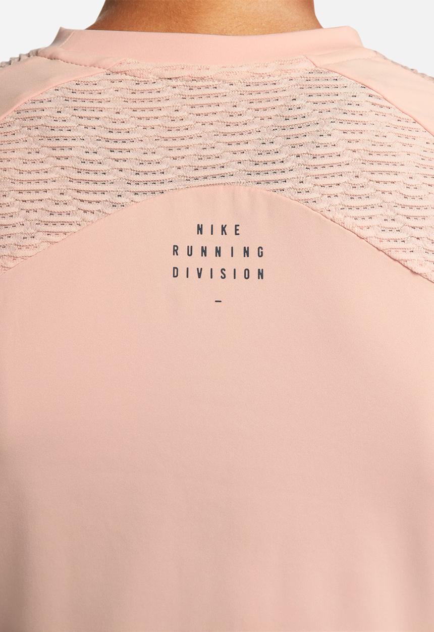 Nike - W nk dfadv run dvn ls top - arctic orange & black