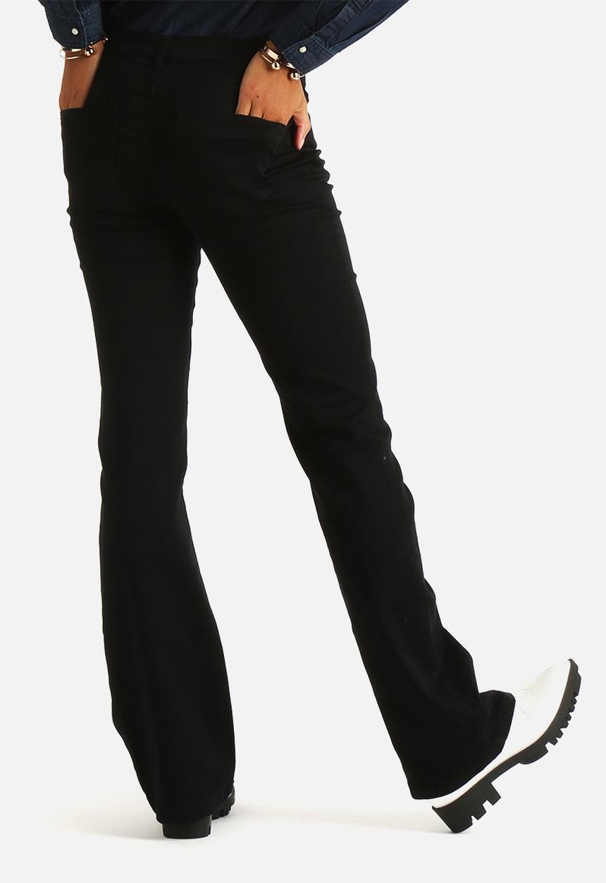 Vero Moda - Sally Super Slim Flared Jeans