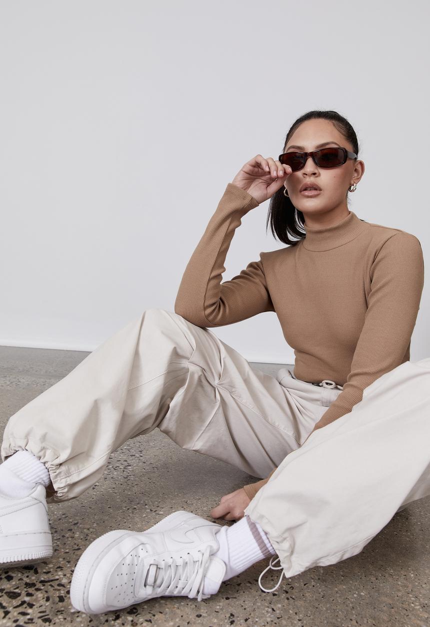 Factorie - Baggy drawtie pant - light stone