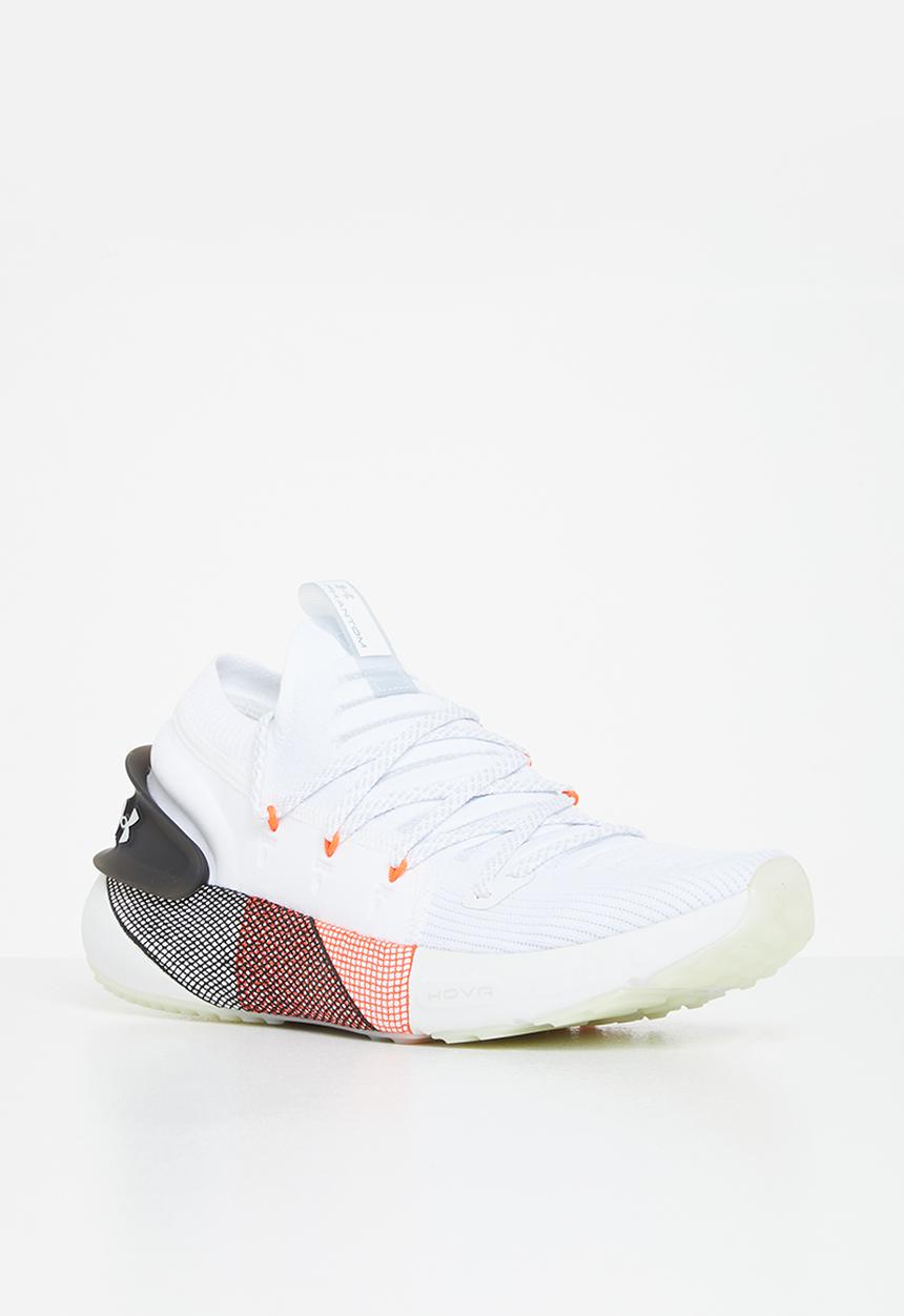 Under Armour - UA Hovr Phantom 3 Launch