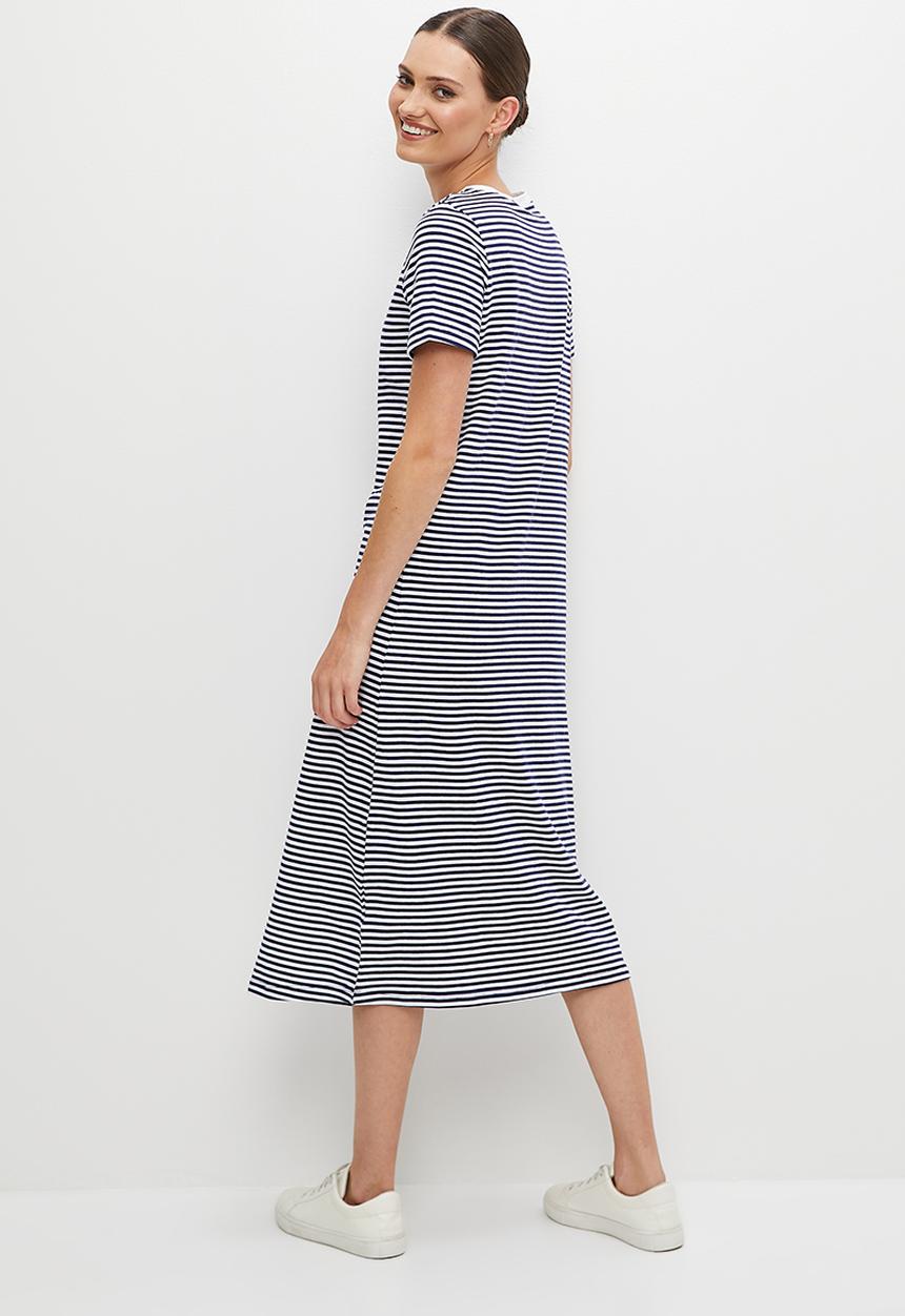 edit - Stripe tee dress - navy stripe