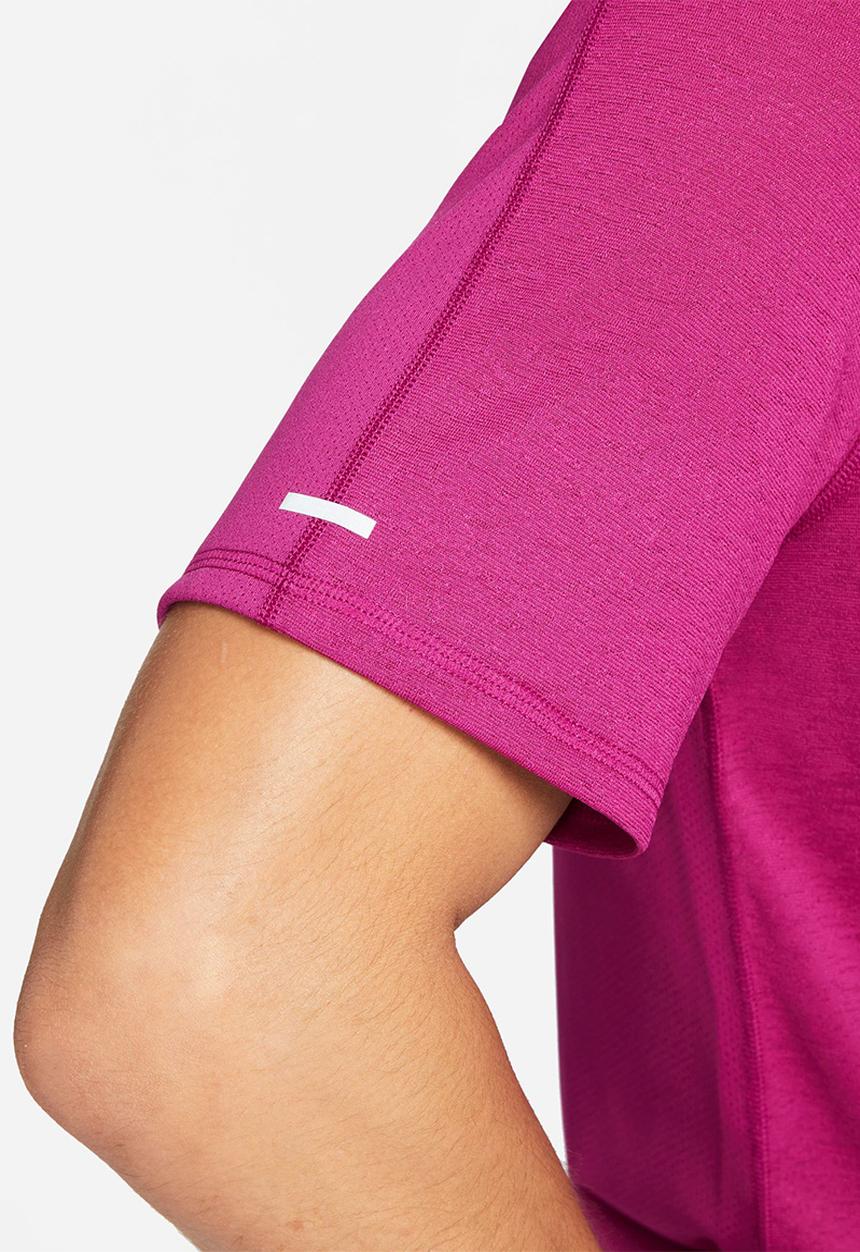 Nike - Nike Dri-FIT Miler D.Y.E. Short-Sleeve Running Top