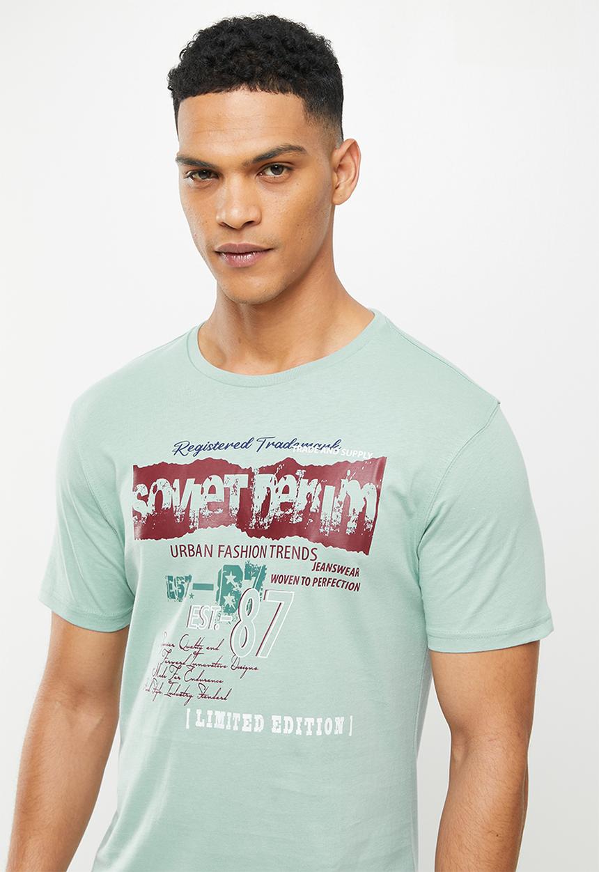 SOVIET - M azlan short sleeve logo tee - biscay blue