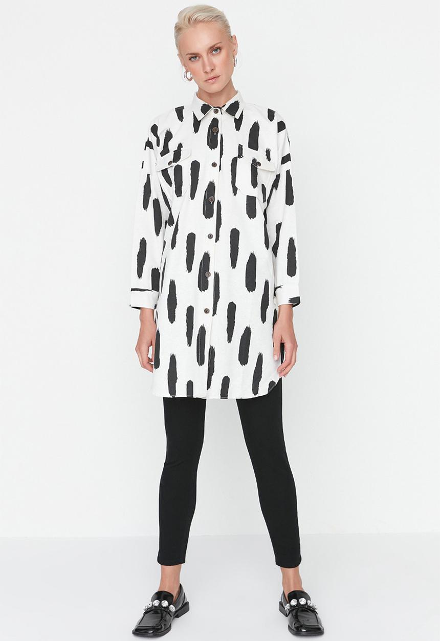 Trendyol - Patterned pocket detailed shirt - black and white