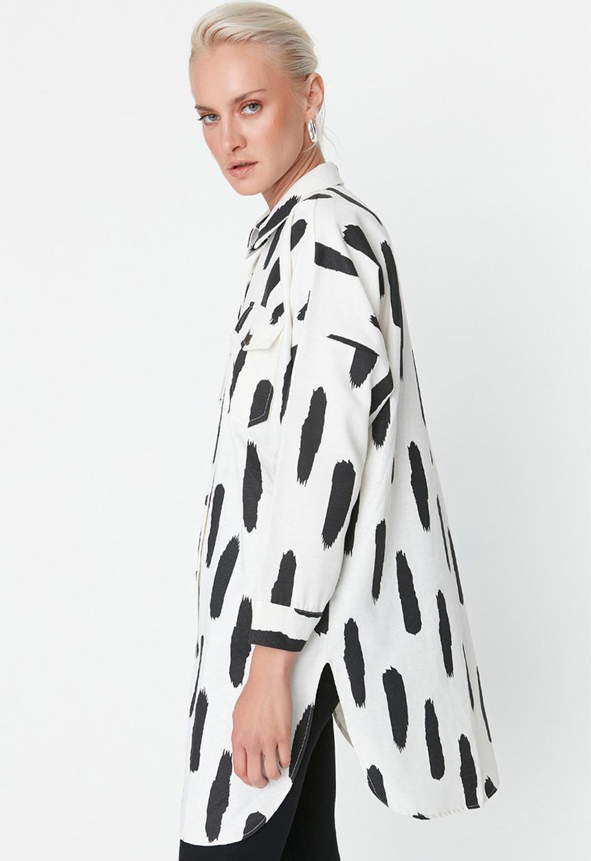 Trendyol - Patterned pocket detailed shirt - black and white