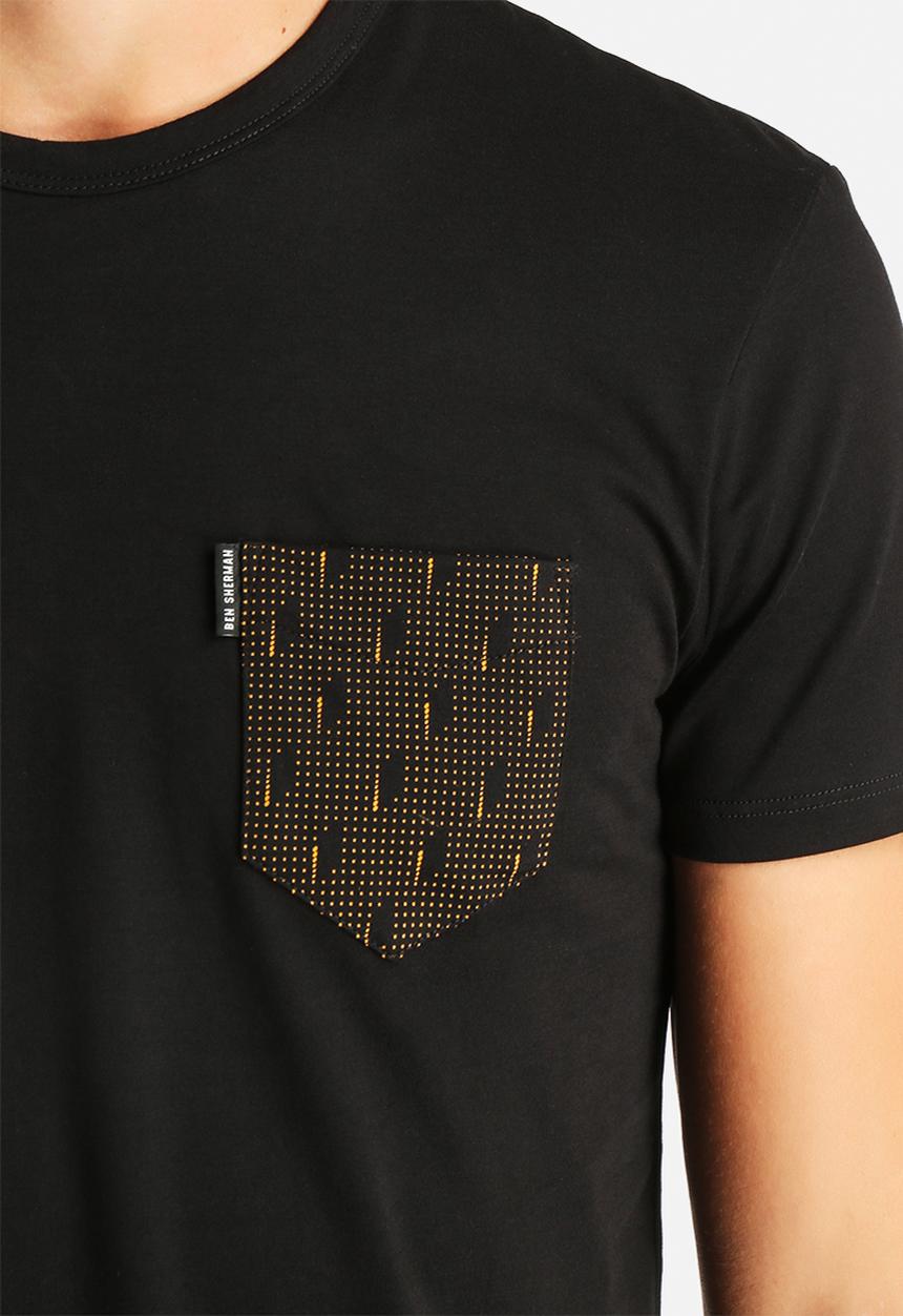 Ben Sherman - Circular Geo pocket T-shirt