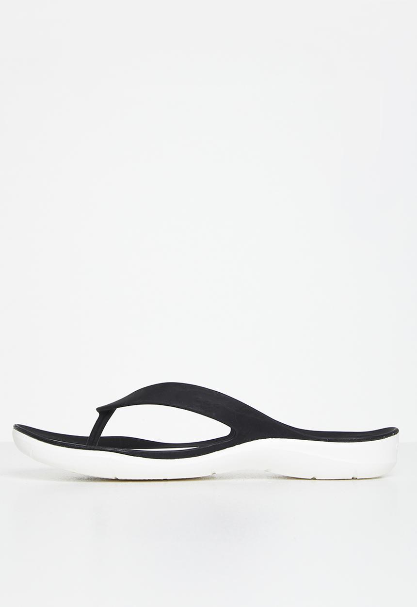 Crocs - Swiftwater flip flops - black & white