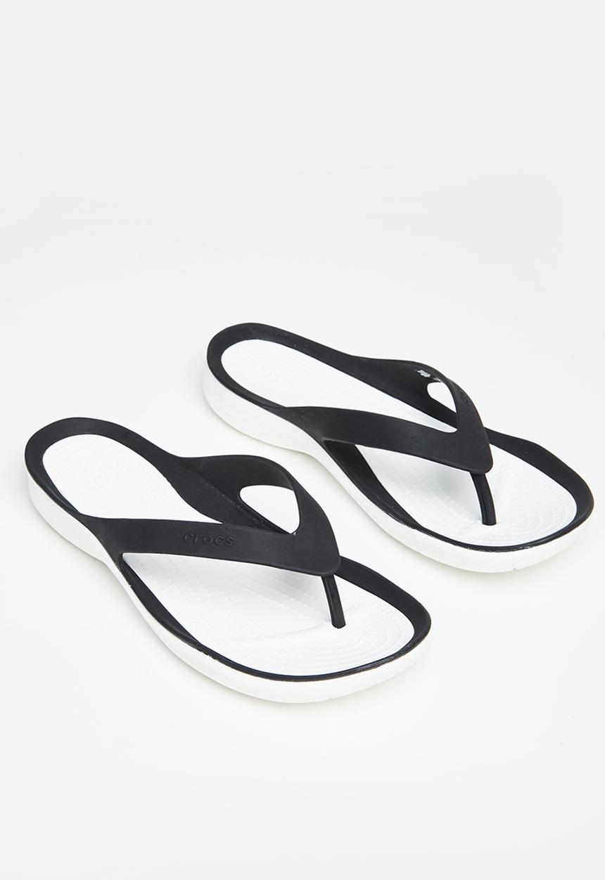 Crocs - Swiftwater flip flops - black & white