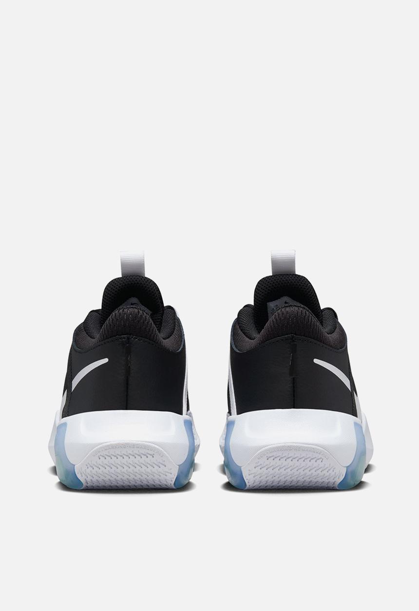 Nike - Nike air zoom crossover - black/white volt