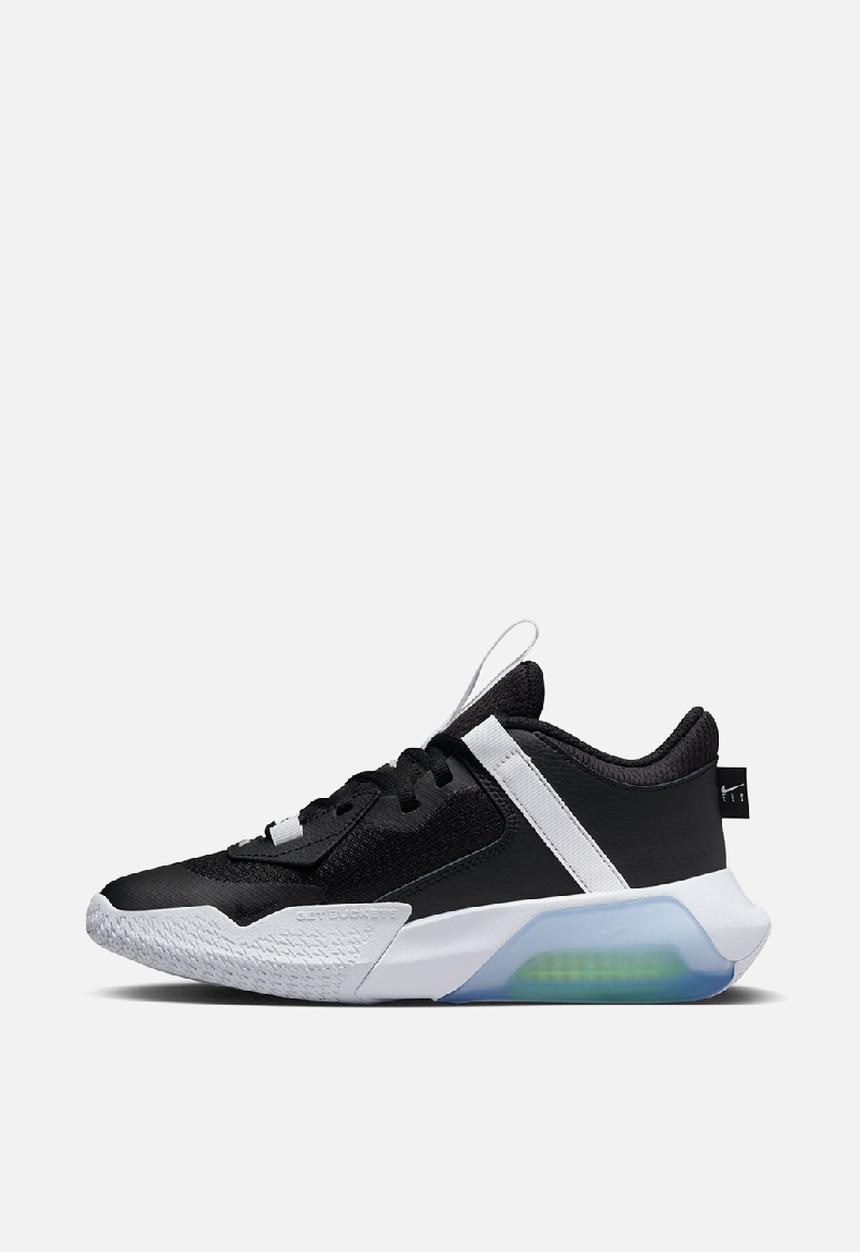 Nike - Nike air zoom crossover - black/white volt