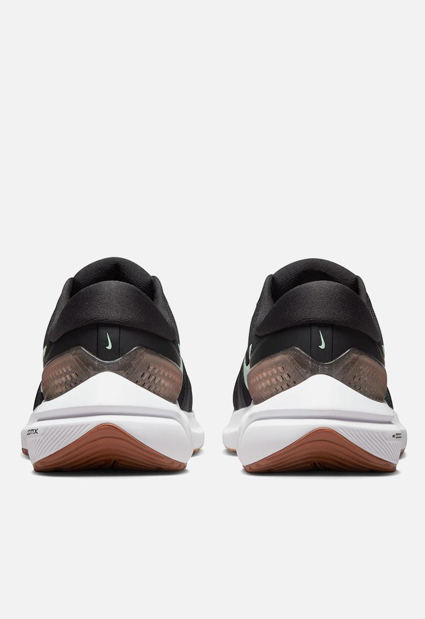 Nike - Nike Vomero 16
