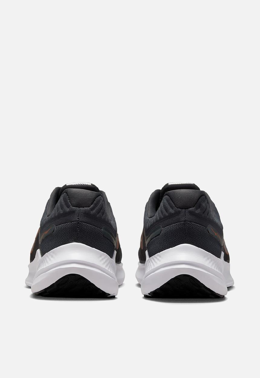 Nike - Nike Quest 5
