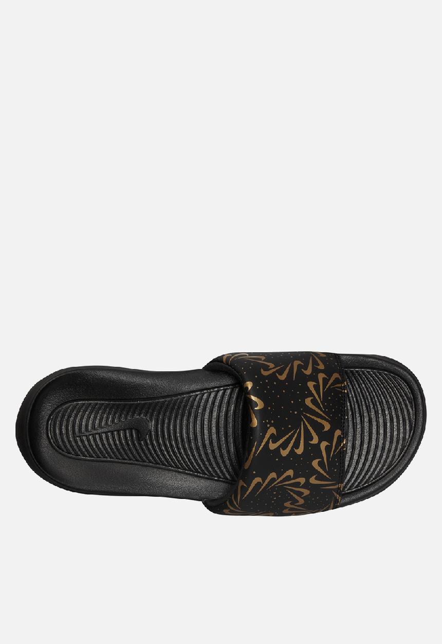 Nike - Nike victori one - black & metallic gold