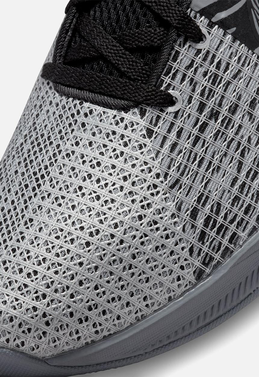 Nike - Nike Metcon 8 AMP