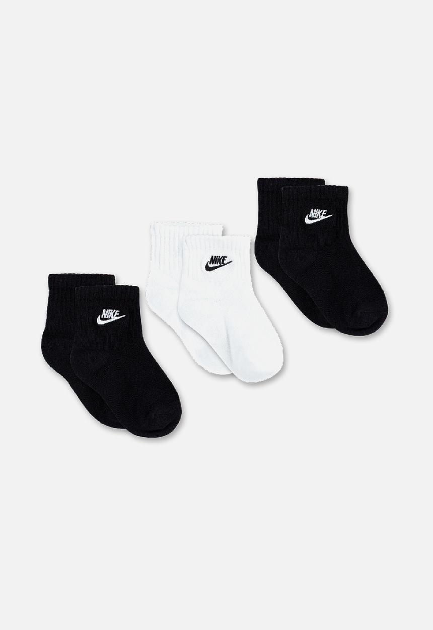 Nike - Core futura gripper - black & white