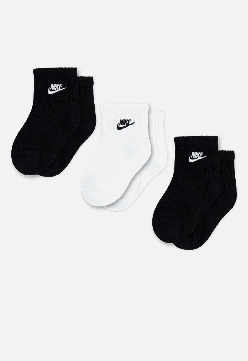 Nike - Core futura gripper - black & white