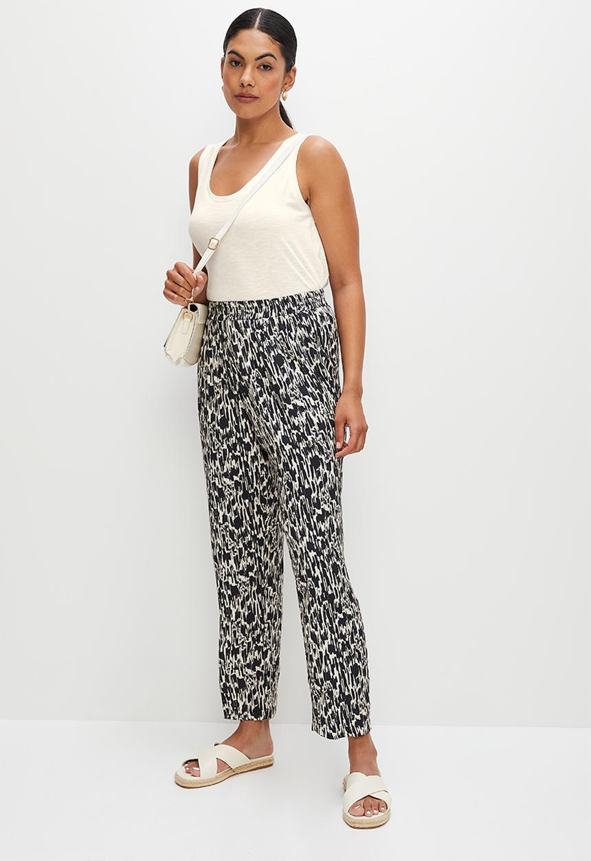 edit - Scoopneck linen slub vest - milk