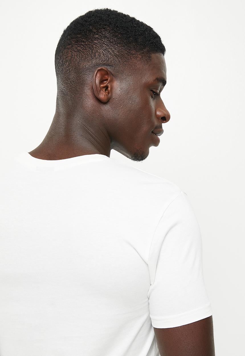 POLO - Men embossed crest tee - white