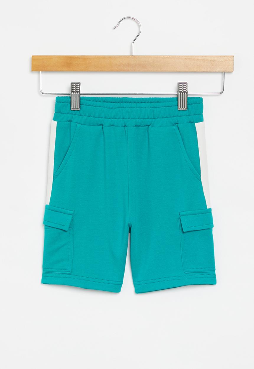 Superbalist - Fleece cargo shorts - jade & white