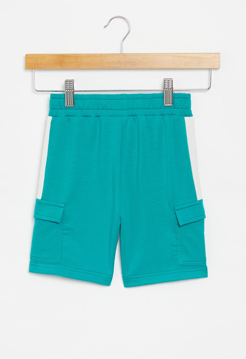 Superbalist - Fleece cargo shorts - jade & white