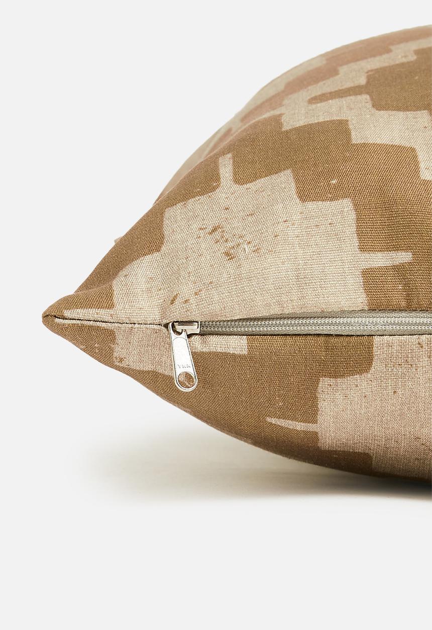 Hertex Haus - Mirrormaze outdoor cushion cover - mustard