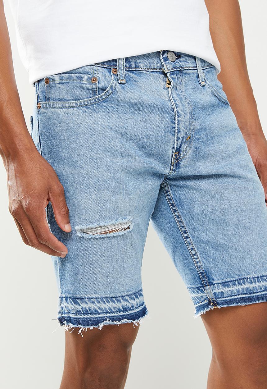 Levi’s® - 412 Slim short - light blue