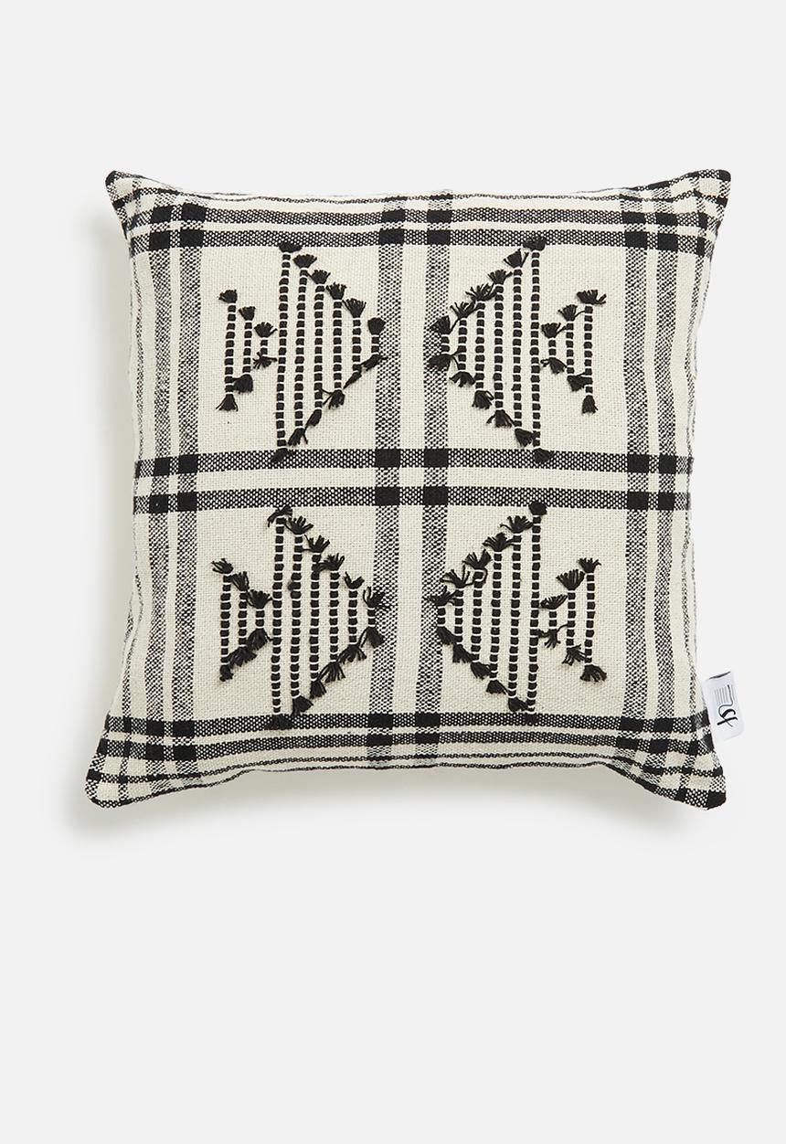 Sixth Floor - Nila woven cushion cover - black & white