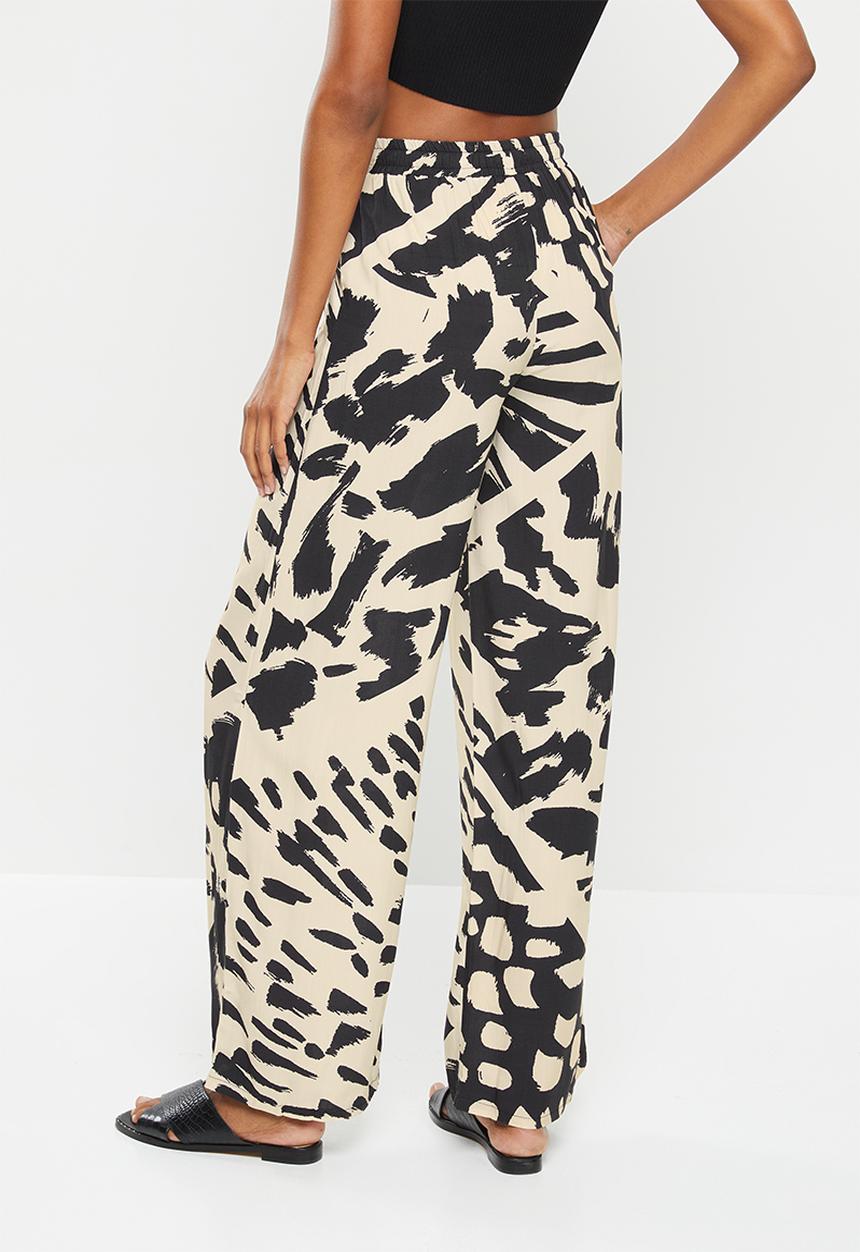 Me&B - Printed long wide pants  -  stone animal patch