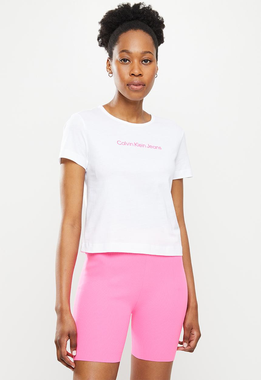 Calvin Klein - Shrunken institutional baby tee - bright white/pink print