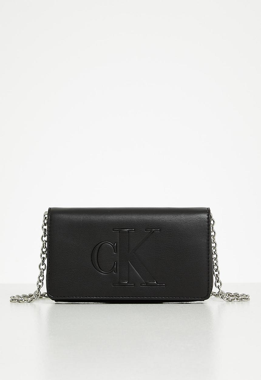 Calvin Klein - Sculpted phone crossbody chain - black