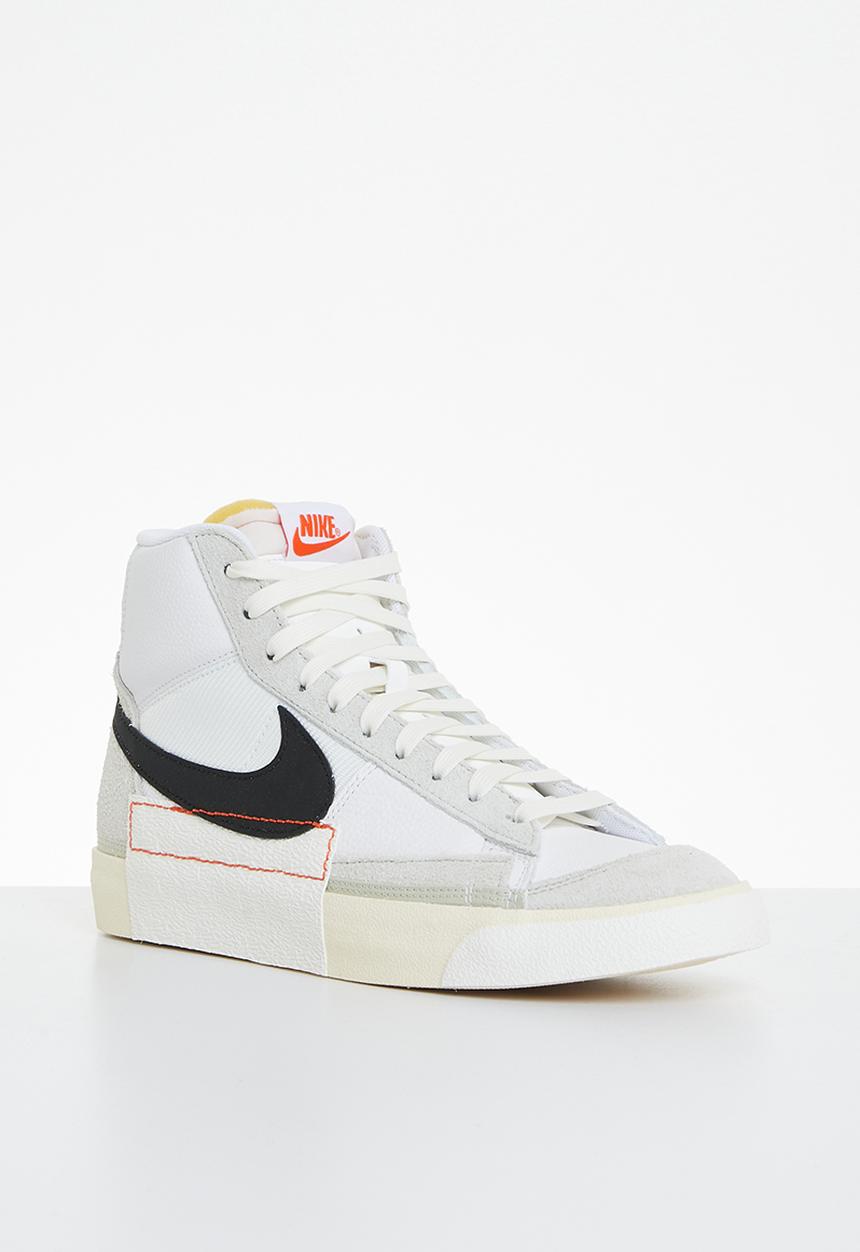 Nike - Nike Blazer '77 Remastered 
