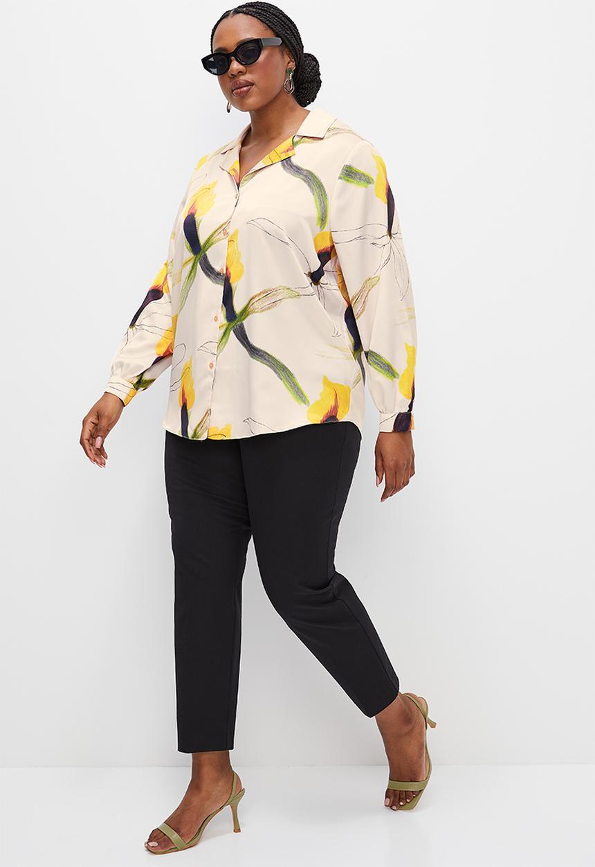 edit Plus - Satin floral shirt - ecru botanicals