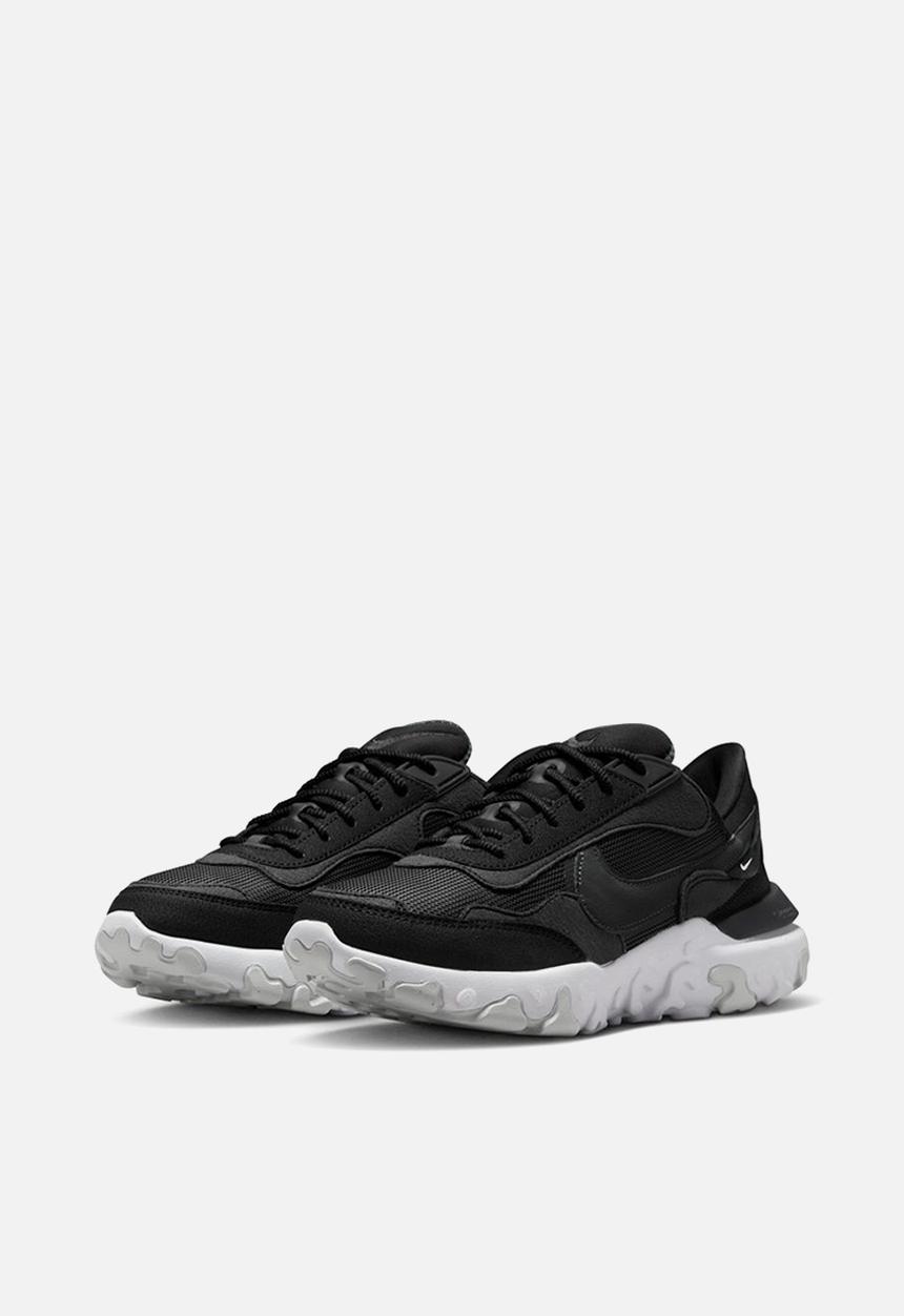 Nike - React Revision