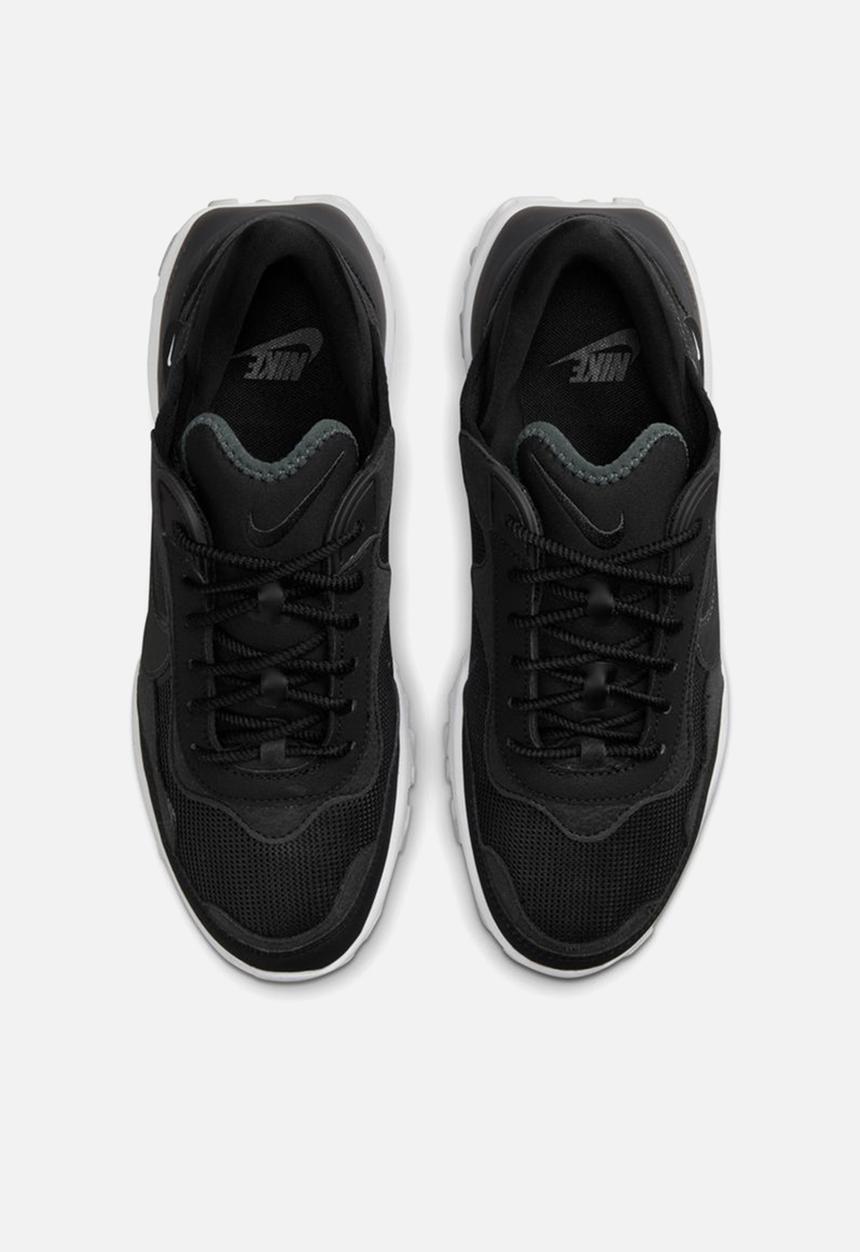 Nike - React Revision