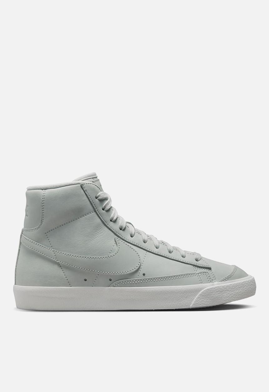 Nike - Nike Blazer Mid '77 LX