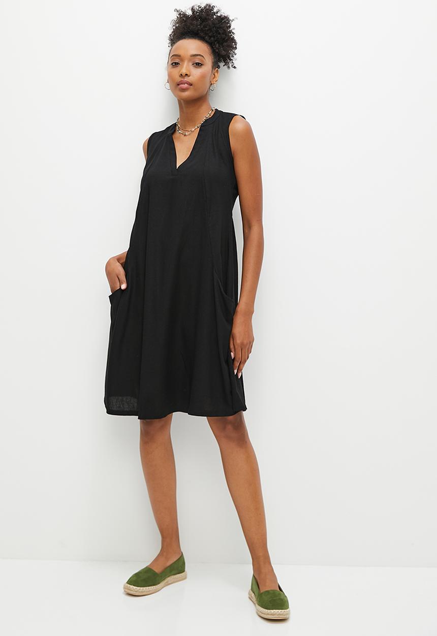 edit - Linen pocket detail swing dress - black