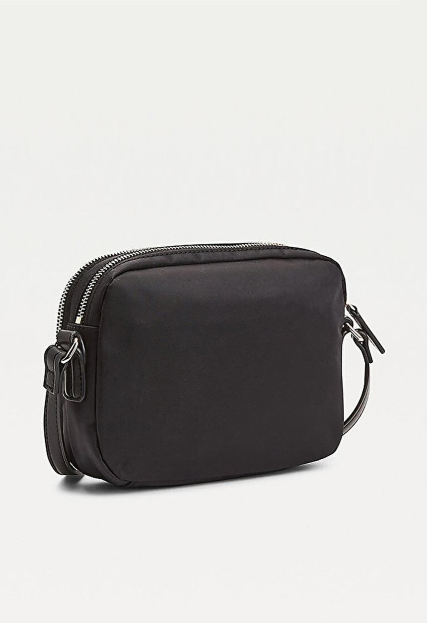 Tommy Hilfiger - Poppy th sust crossover- black