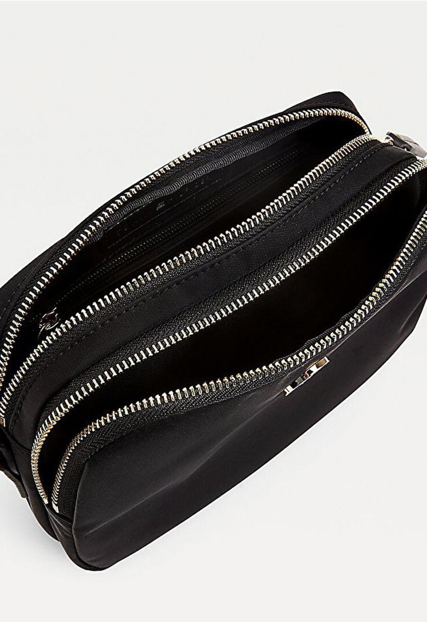 Tommy Hilfiger - Poppy th sust crossover- black