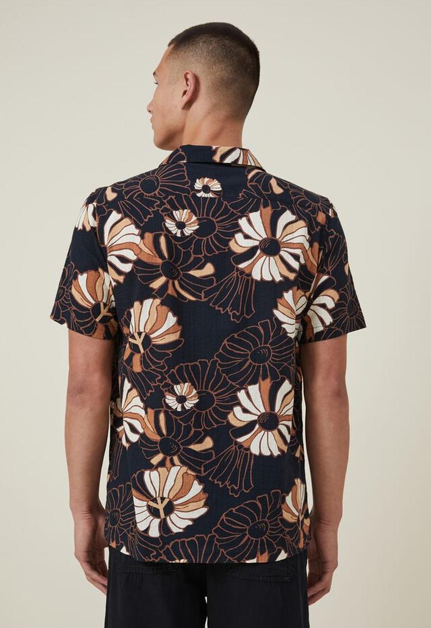 Cotton On - Riviera short sleeve shirt - black daisy