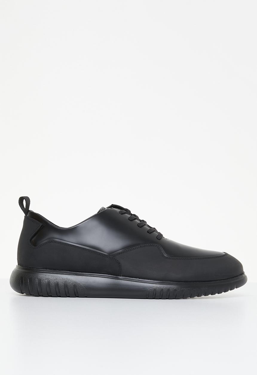 Calvin Klein - Lace up derby - black