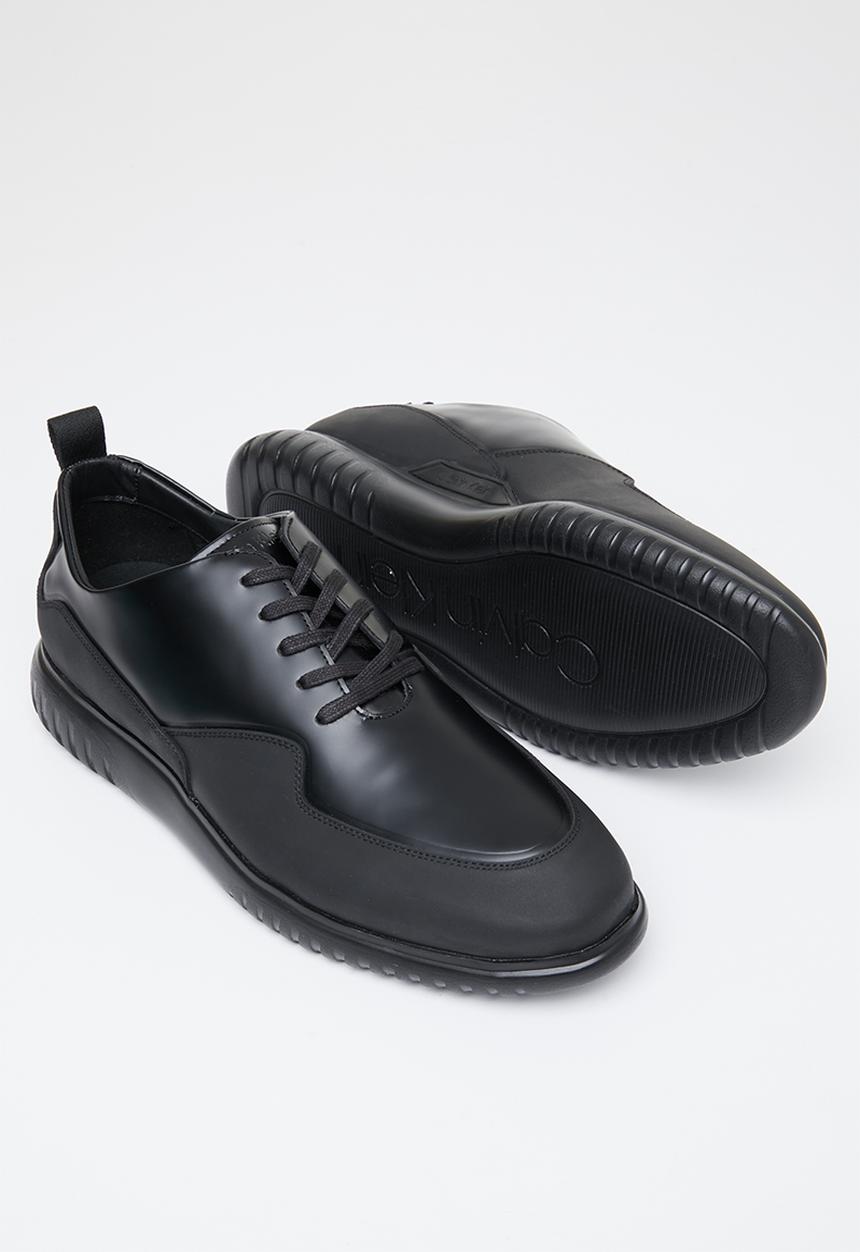 Calvin Klein - Lace up derby - black