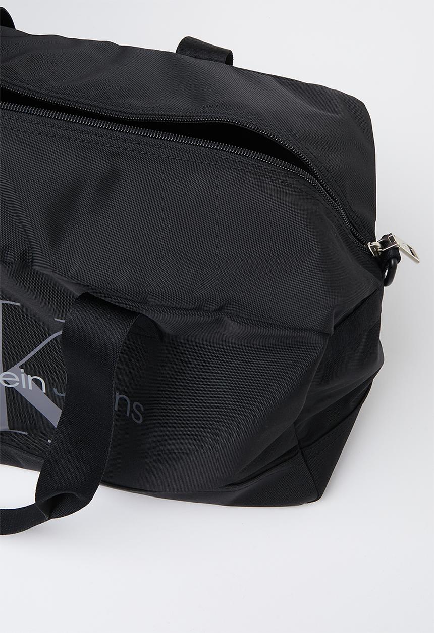 Calvin Klein - Sport essentials duffle43 mo - black