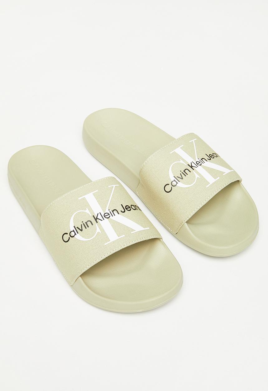 Calvin Klein - Slide monogram - wheat fields