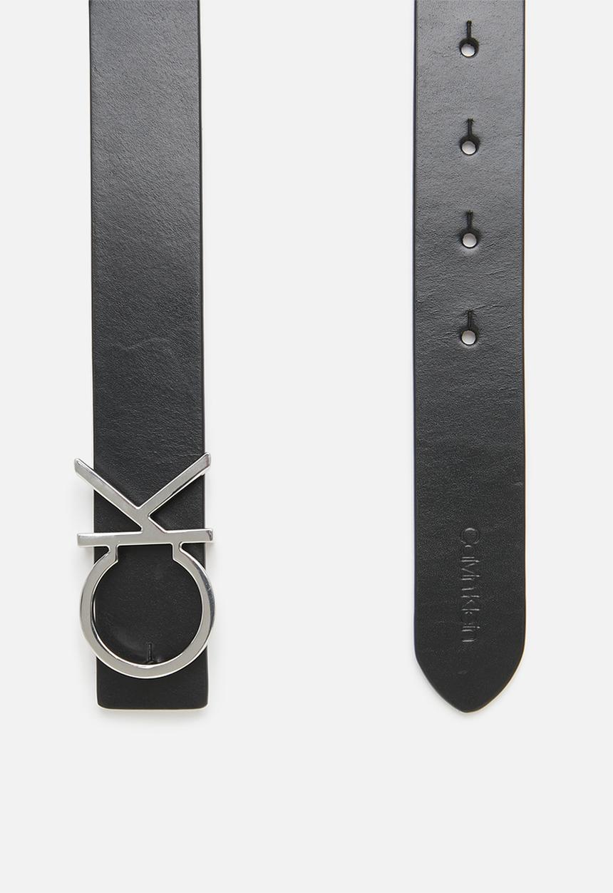Calvin Klein - Re-lock ck rev belt - black & white