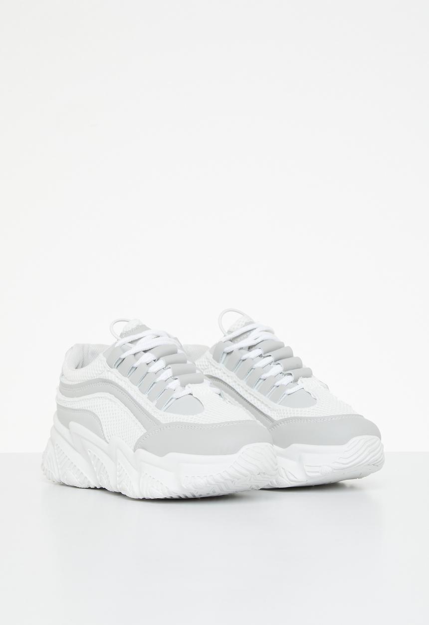Rebel Republic - Sneaker with mesh detail - white & grey